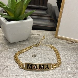 NEW!!  Gold Tone Chain Link MAMA Bar Bracelet!